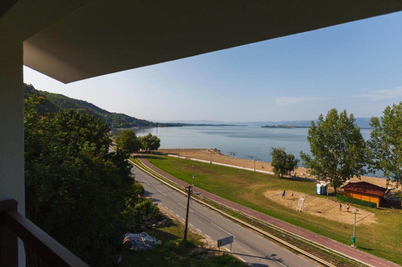 Apartmani Porto Golubac Exteriör bild