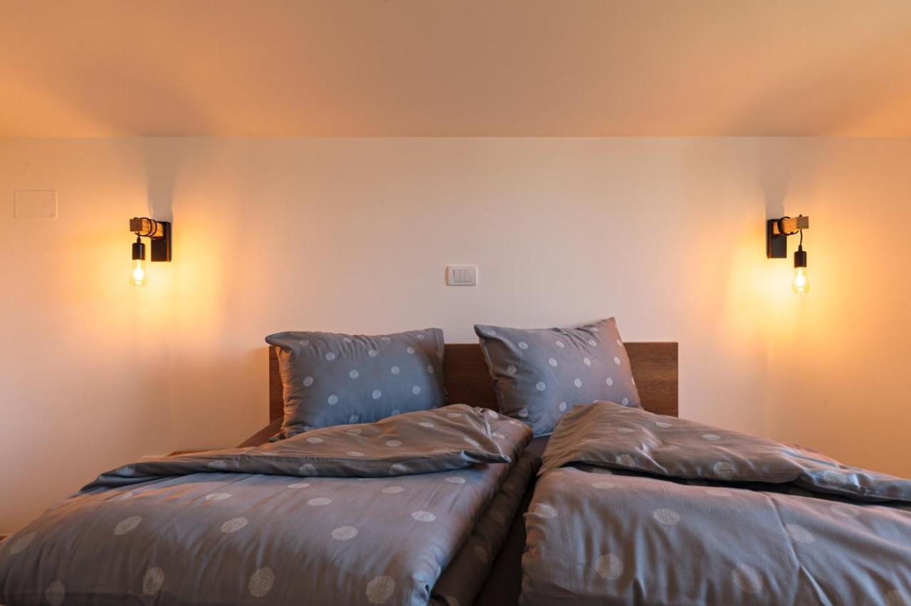 Apartmani Porto Golubac Exteriör bild