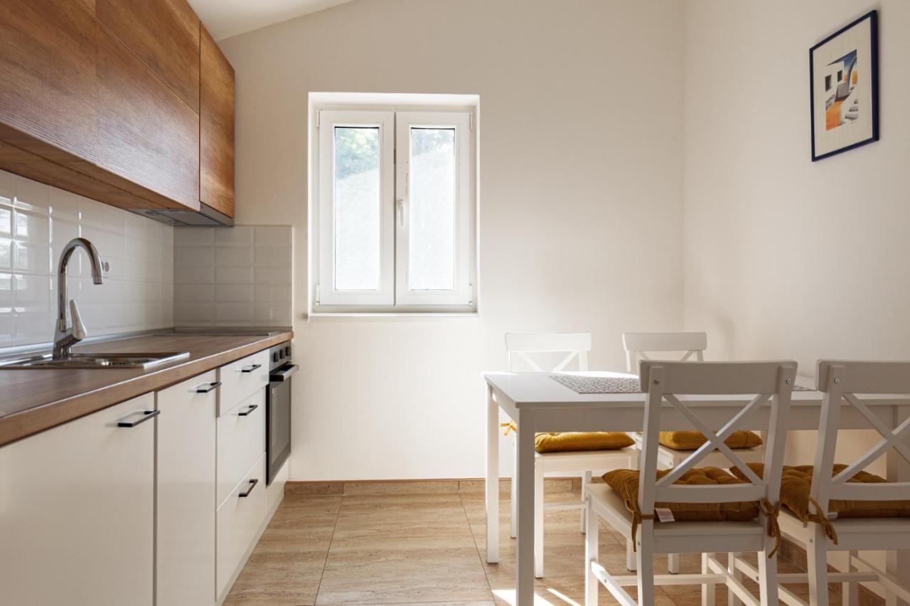 Apartmani Porto Golubac Exteriör bild